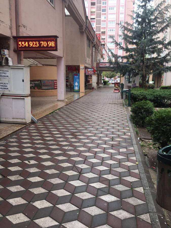 İSMAİL KARADENİZ EMLAKTAN ATAKENT DE KİRALIK DÜKKAN