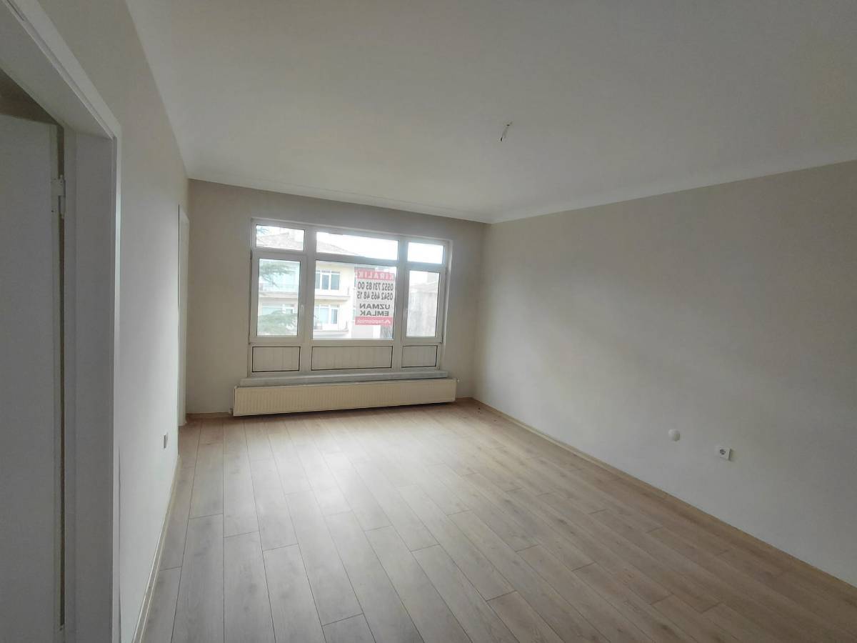 İSMAİL KARADENİZ EMLAKTAN  KARARGAHTEPE MAHALLESİNDE KİRALIK DAİRE