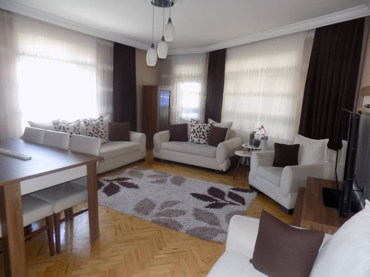 19 MAYIS MAHALLESİNDE YAPILI MERKEZİ LOKASYONDA SATILIK DAİRE