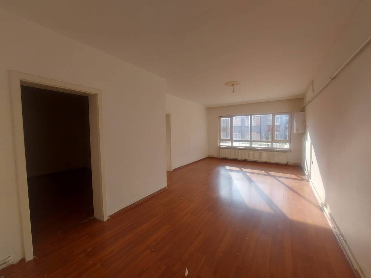 İSMAİL KARADENİZ EMLAKTAN  19 MAYIS MAHALLESİNDE KİRALIK DAİRE