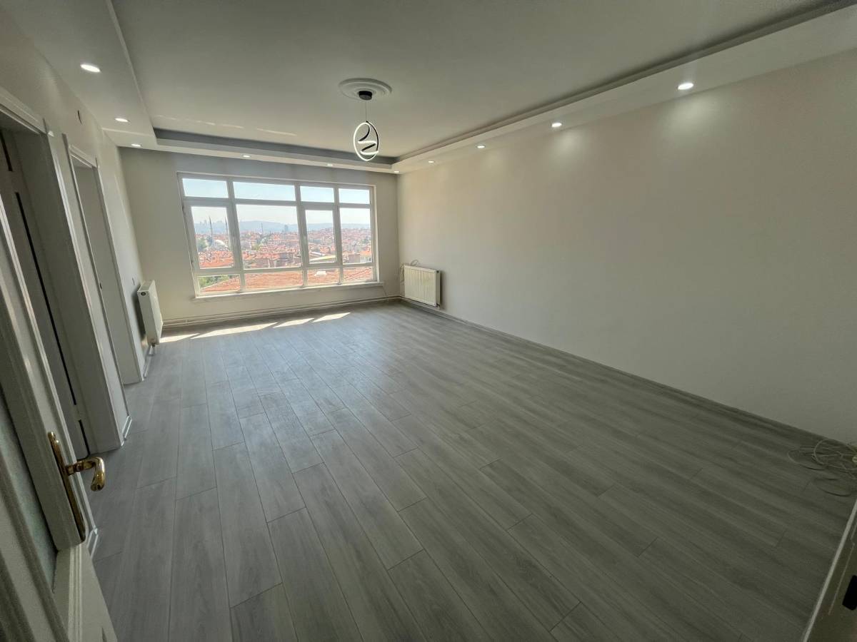 İSMAİL KARADENİZ EMLAKTAN  TEPEBAŞI MAHALLESİNDE FULL YAPILI 3+1 SATILIK DAİRE