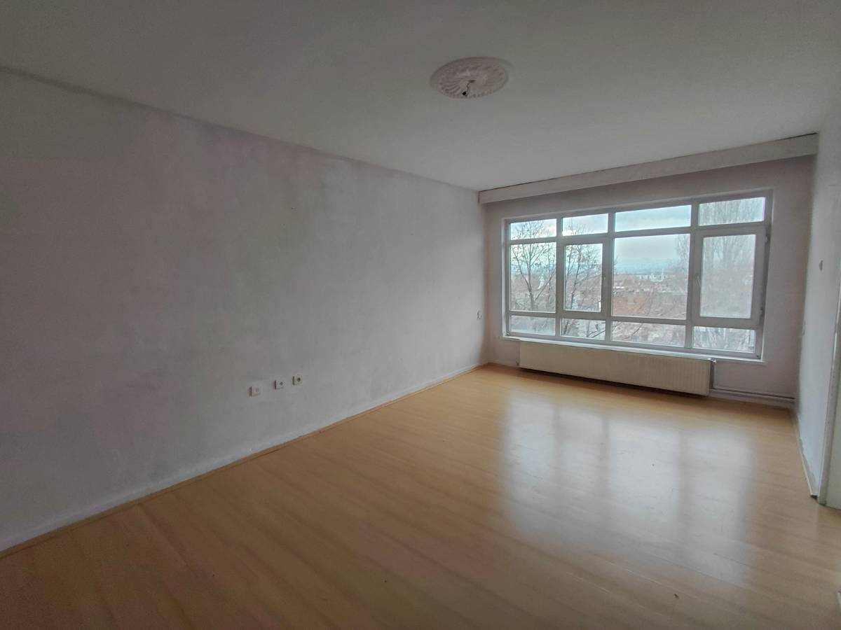 İSMAİL KARADENİZ EMLAKTAN  19 MAYIS MAHALLESİNDE SANATORYUM CADDESİ &Uuml;ZERİNDE, OKUL YAKINI, KİRALIK DAİRE