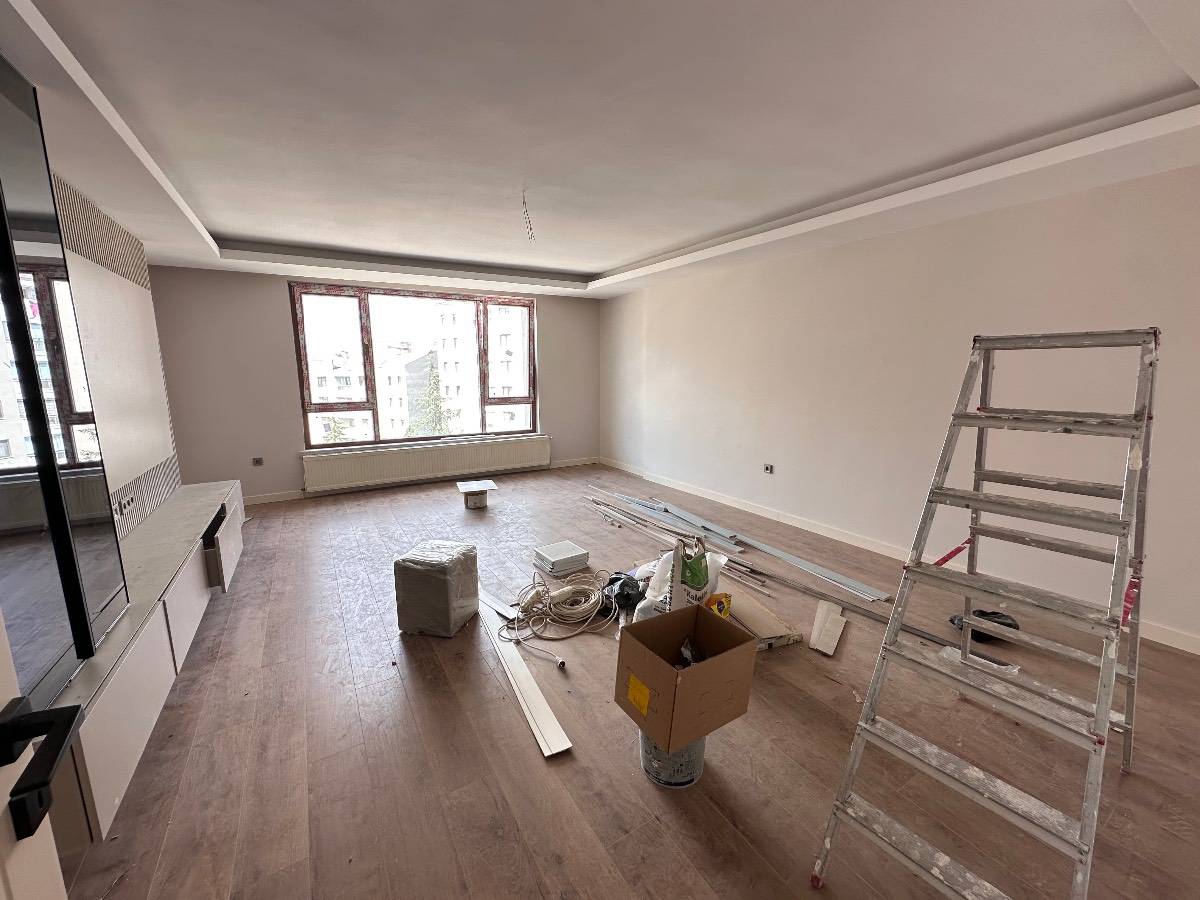ATLANTİS AVM'YE YÜRÜME MESAFESİN DE SİTE İÇERİSİ 3+1 FULL+FULL SATILIK DAİRE...