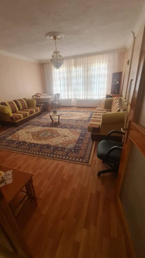 BAĞLUM KARŞIYAKA MAHALLESİNDE BAĞKENT SİTESİNDE BAĞIMSIZ,ARA KAT  3+1 SATILIK DAİRE