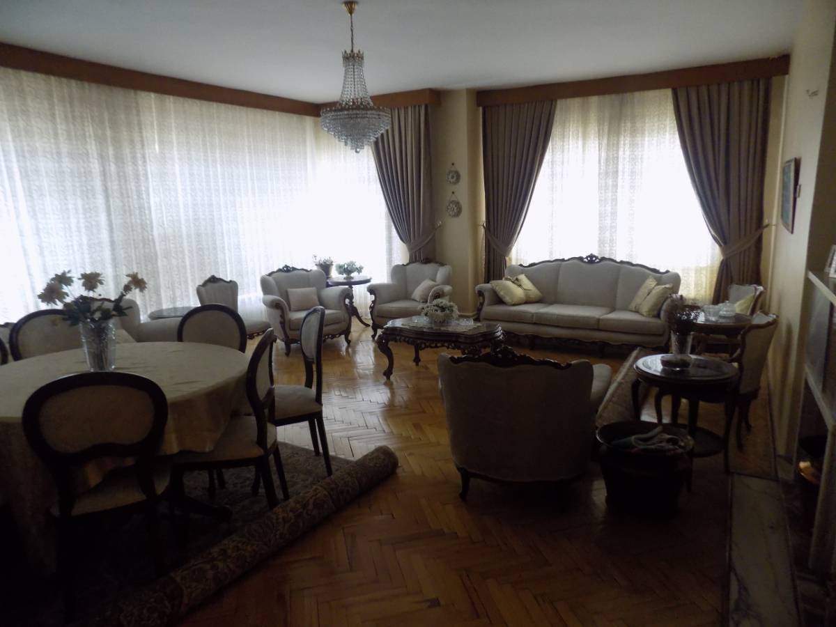 İSMAİL KARADENİZ EMLAKTAN ETLİK MESİRE SOKAKTA BAĞIMSIZ 4+1 150 M2 SATILIK DAİRE