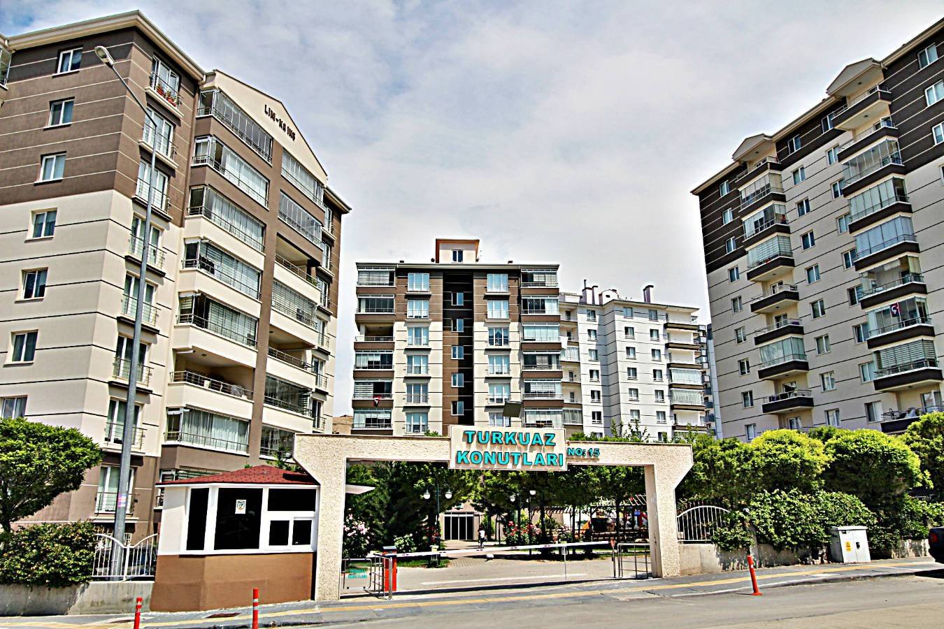 BAĞLICA 2'DE FULL ANKARA MANZARALI 3 BLOKLU GÜVENLİKLİ LÜKS SİTE