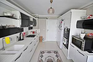 ATAKENT MAH.DE 3+1 ARA KATTA ASANSÖRLÜ FULL YAPILI DAİRE