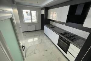 *06 İLİM EMLAK'TAN ELVAN MAHALLESİNDE 3+1 DAİRE*