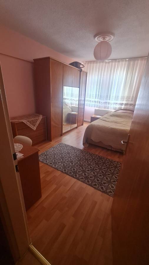 BAĞLUM KARŞIYAKA MAHALLESİNDE BAĞKENT SİTESİNDE BAĞIMSIZ,ARA KAT  3+1 SATILIK DAİRE