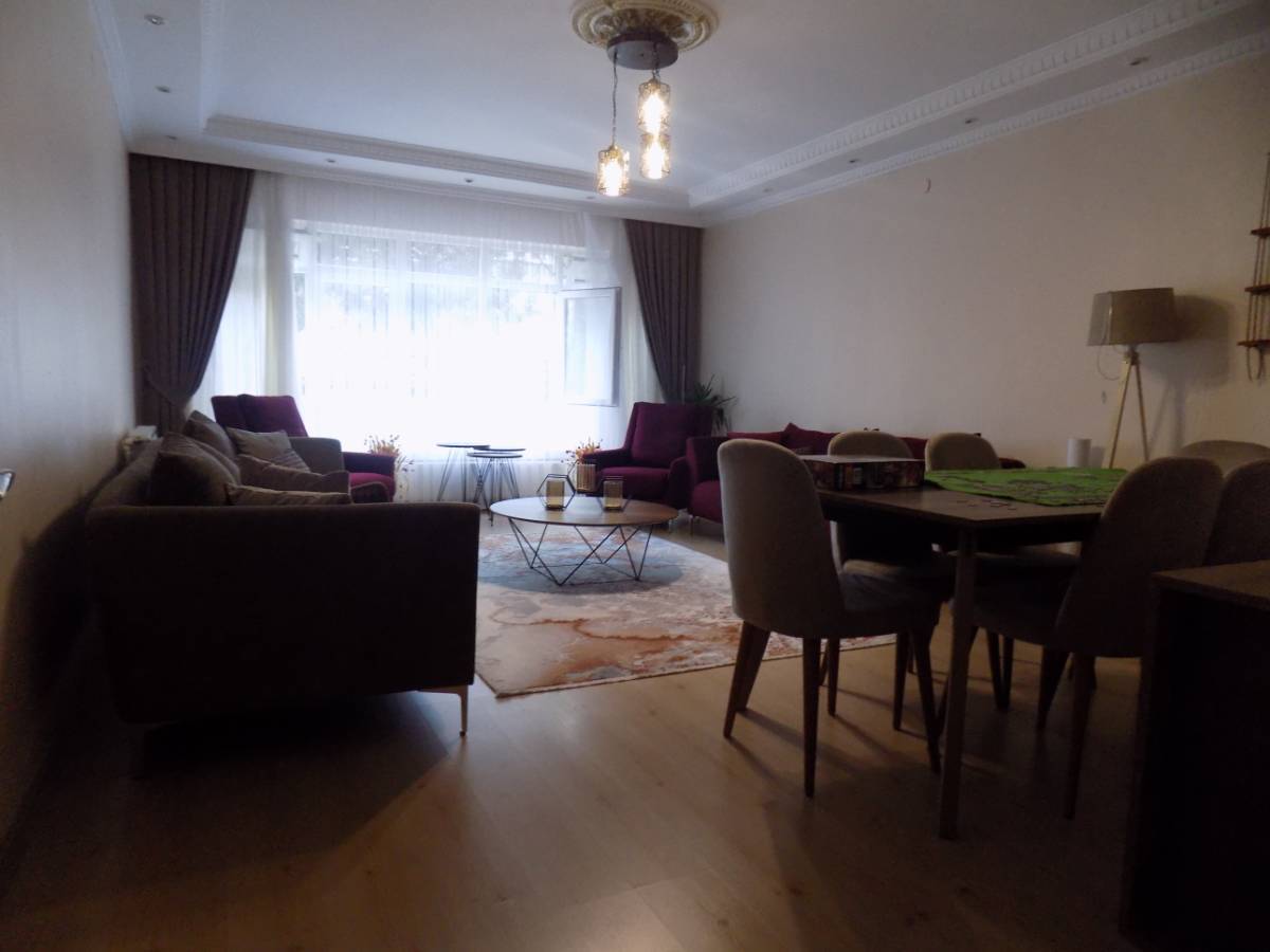 İSMAİL KARADENİZ EMLAKTAN KIZLARPINARI CADDESİNDE FULL YAPILI SATILIK DAİRE