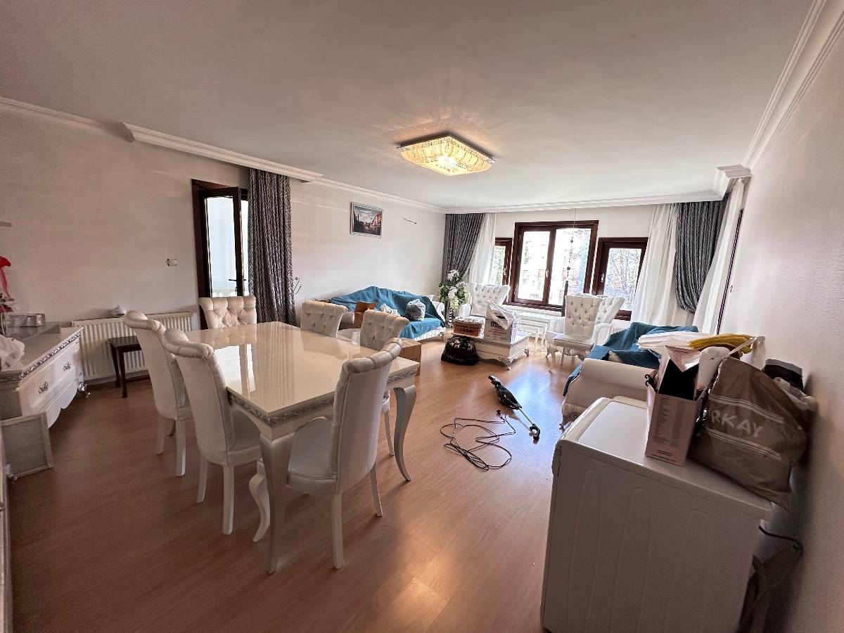 İSMAİL KARADENİZ EMLAKTAN FATİH CADDESİ YAKINI ULTRA LÜKS 180 M2 KİRALIK DAİRE
