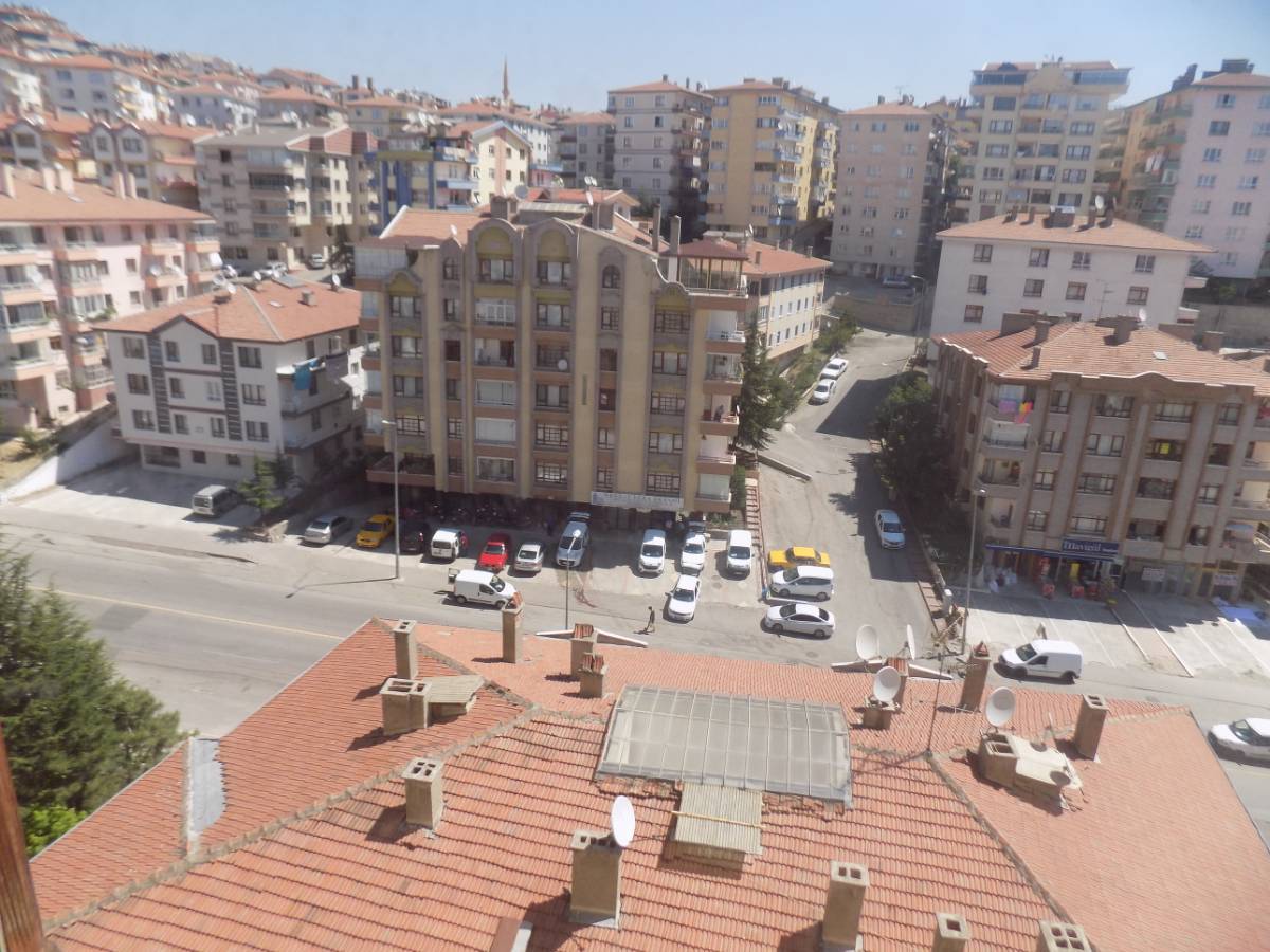 İSMAİL KARADENİZ EMLAKTAN İNCİRLİ MAHALLESİNDE SATILIK DAİRE