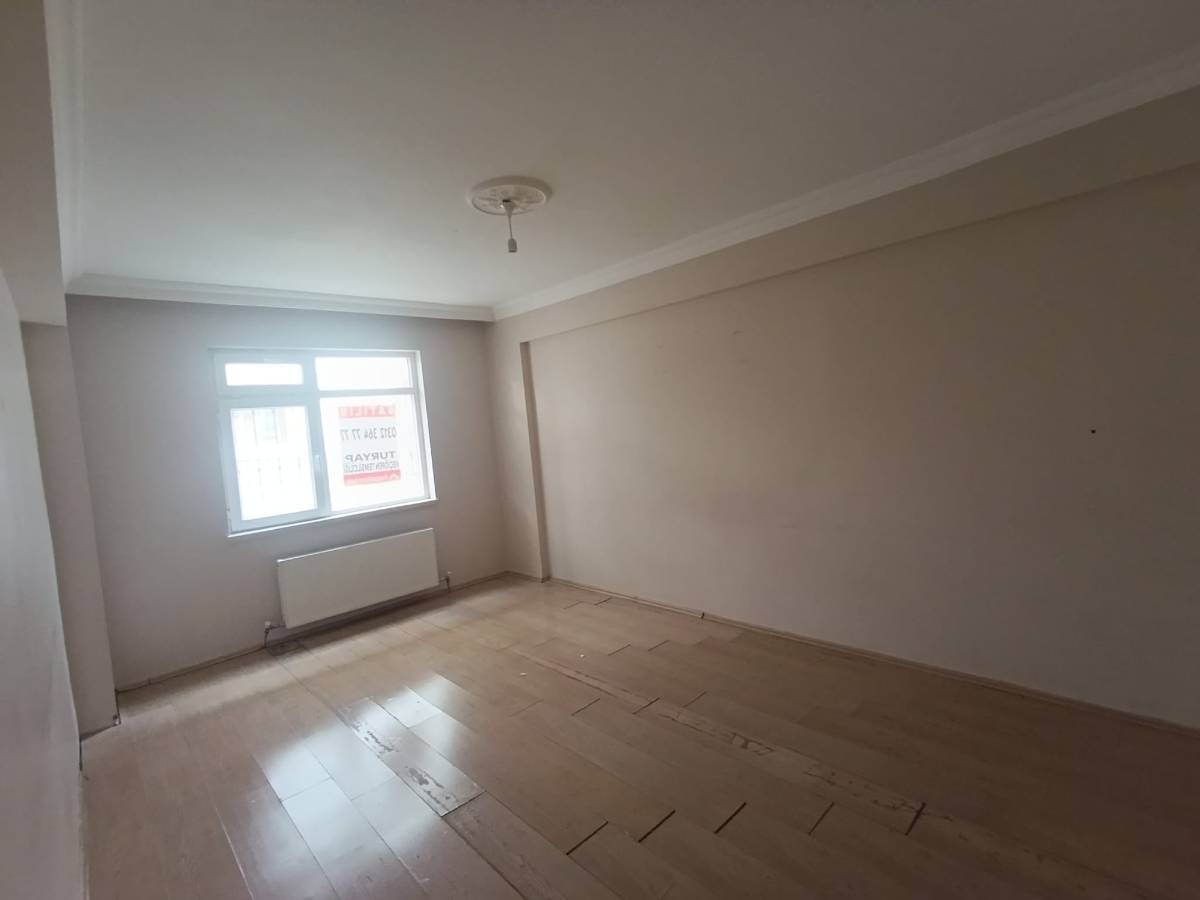 İSMAİL KARADENİZ EMLAKTAN İBAĞLARBAŞI MAHALLESİNDE Y.GİRİŞ, BAĞIMSIZ, 3+1 SATILIK DAİRE