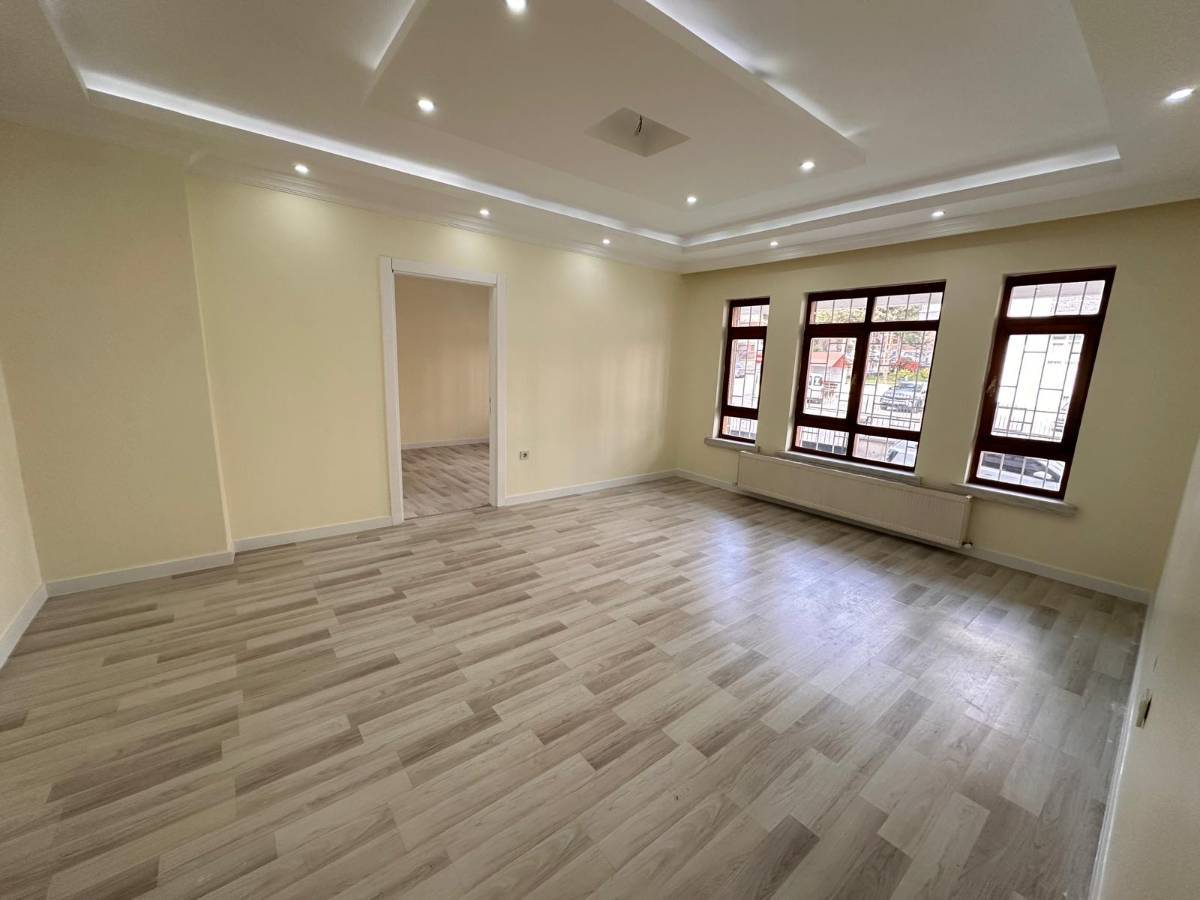 İSMAİL KARADENİZ EMLAKTAN  TEPEBAŞI MAHALLESİNDE SATILIK DAİRE